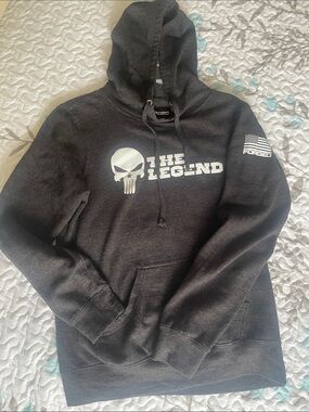 Forged Punisher Charcoal Gray/Black The Legend Hoodie Men’s Size M